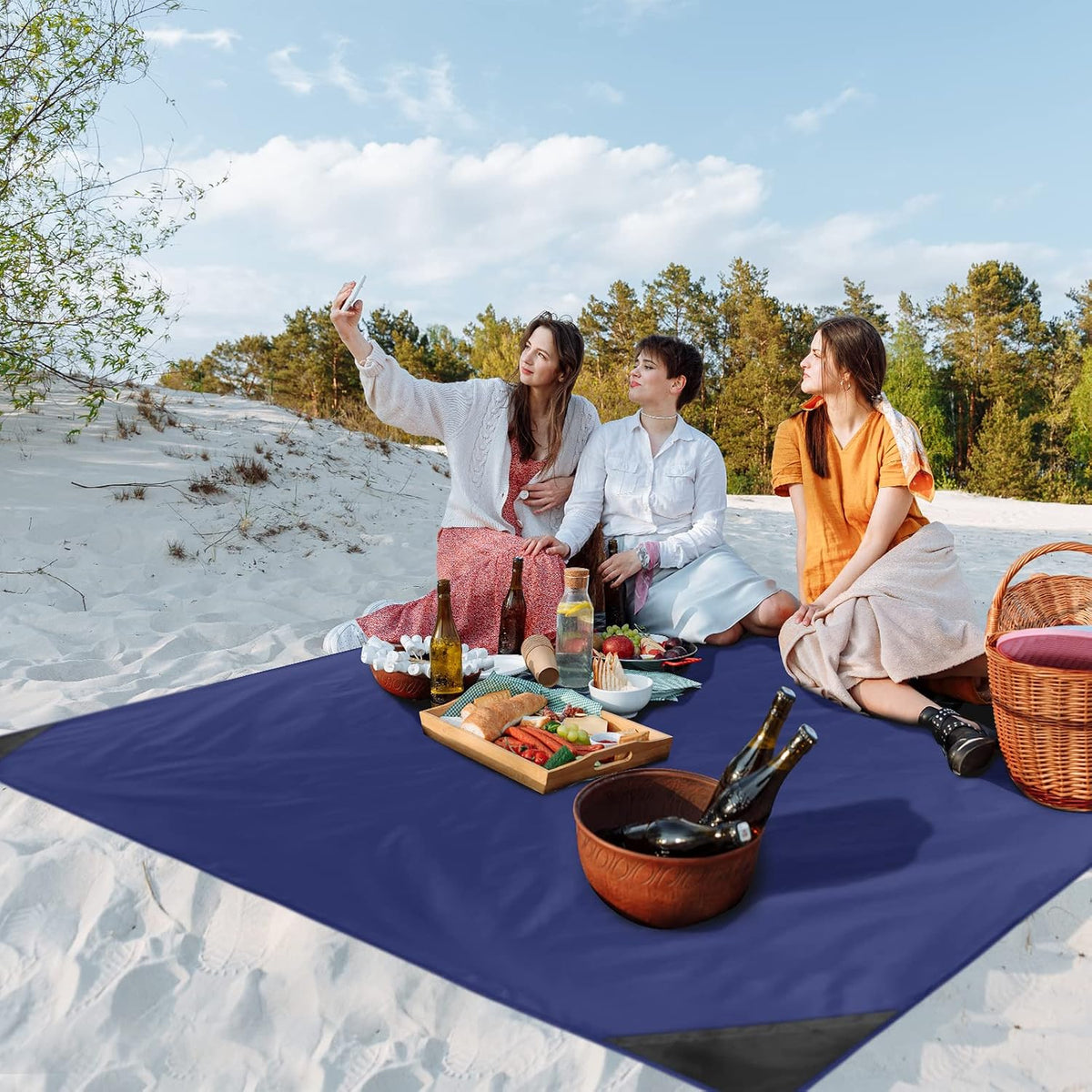 Sandproof Beach Blanket, Waterproof Portable Mat with Carry Pouch