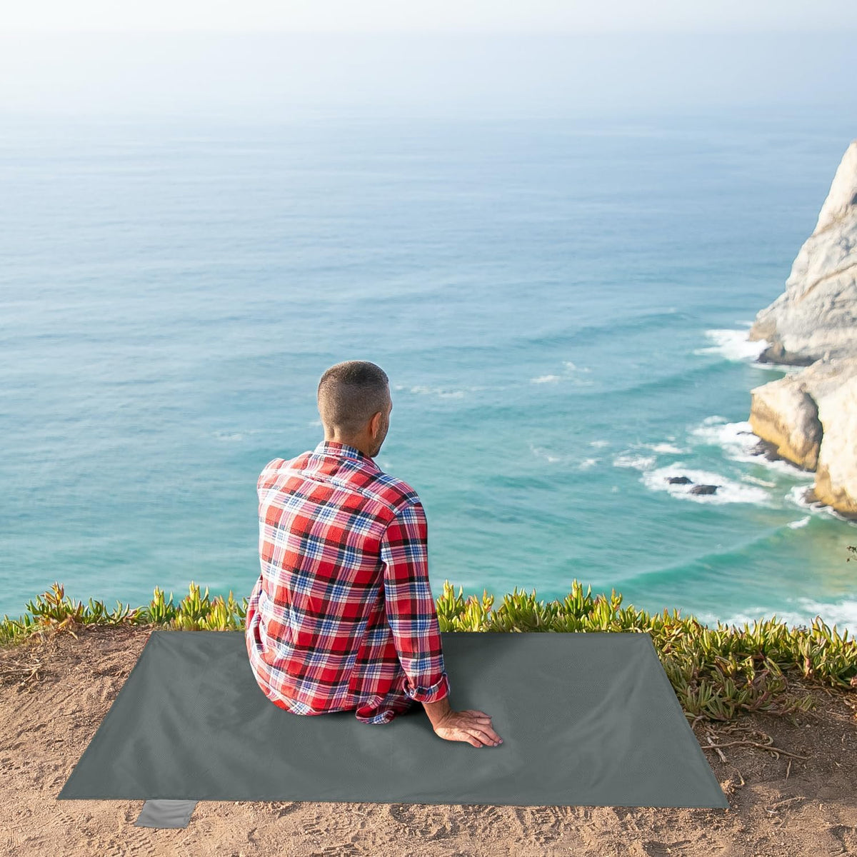 Sandproof Beach Blanket, Waterproof Portable Mat with Carry Pouch