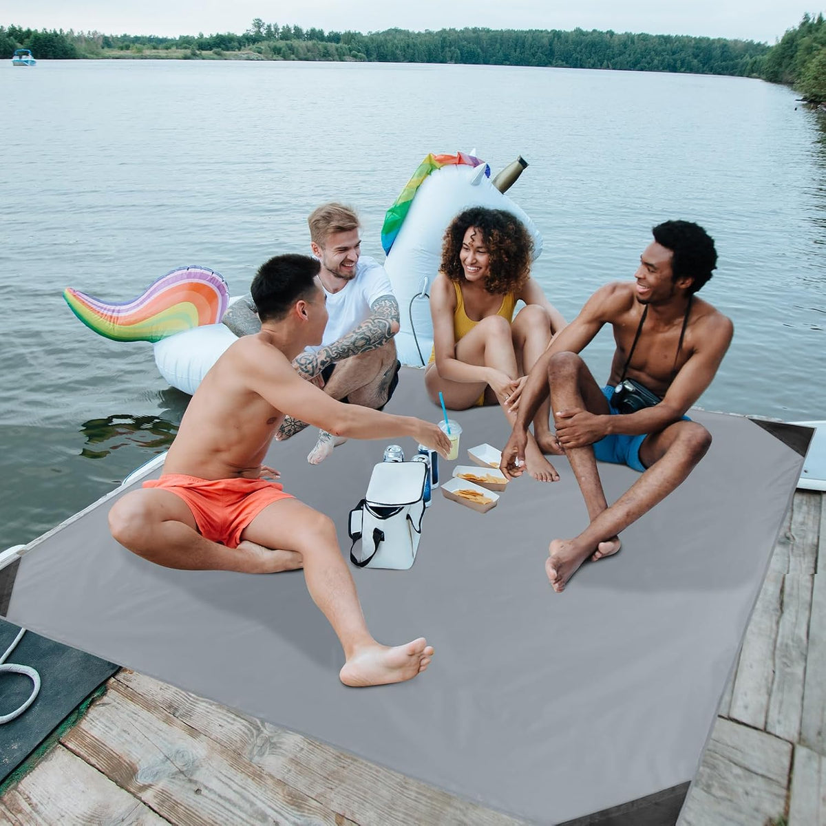 Sandproof Beach Blanket, Waterproof Portable Mat with Carry Pouch