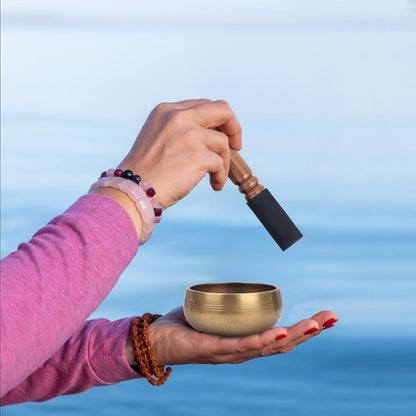 Tibetan Singing Bowls Set- Handmade in Nepal Meditation Sound Bowls for Yoga, Meditation, Mindfulness, Healing and Chakra Balancing, Stress Relief (4', Brown)