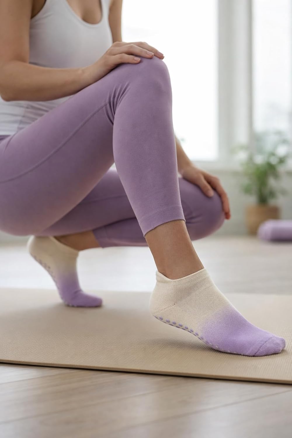 Women's Ombré Pilates Grip Socks, Non-Slip Yoga & Barre Socks